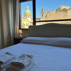 Bed & Breakfast Cavoursuite, Palermo
